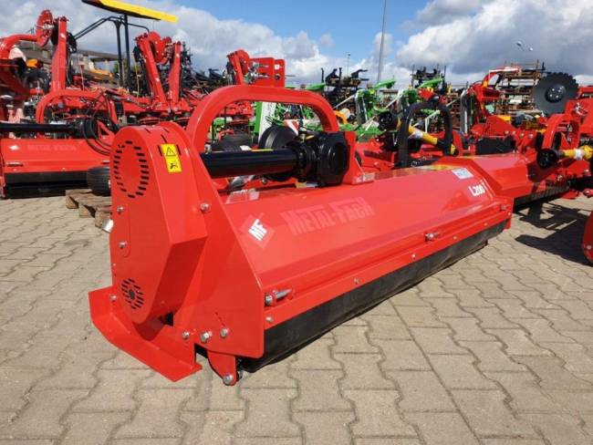 Косилка мульчерная Z-022 2,2м ЭКО с опорным катком и молотками